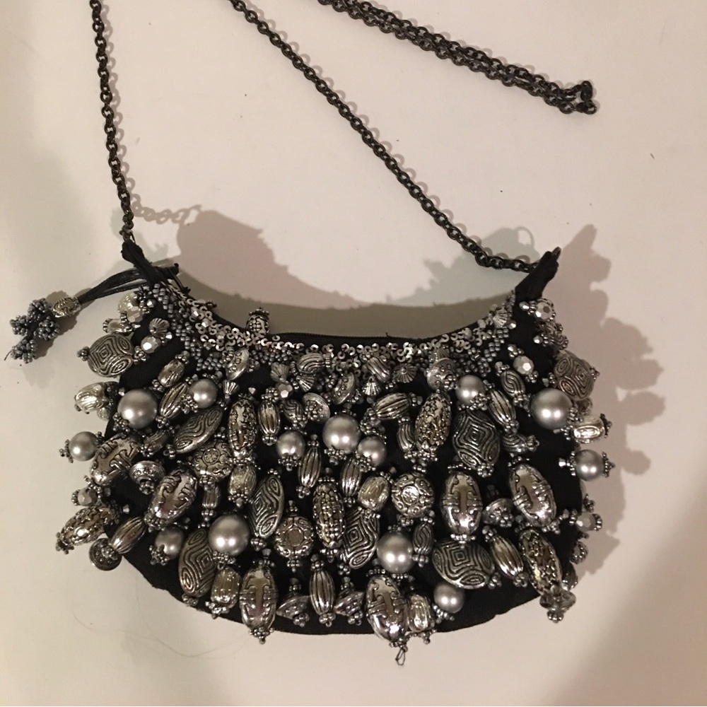 Mary Frances silver bead small purse